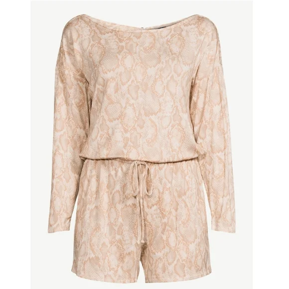 Long Sleeve Romper - Picture 5 of 7